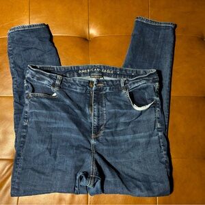 American Eagle women’s curvy super high rise jegging sz 18.